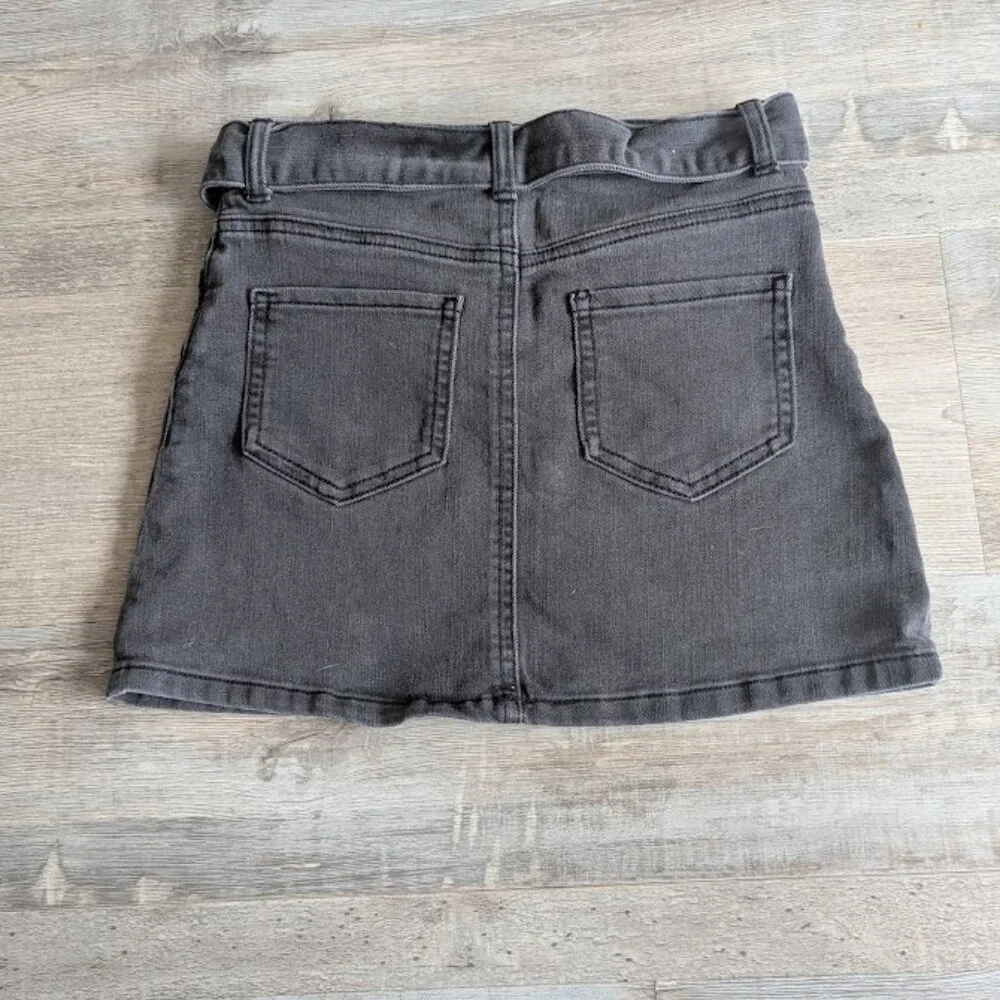 OshKosh B'gosh Girls Gray Denim Skirt with Tie Waist - Size 7